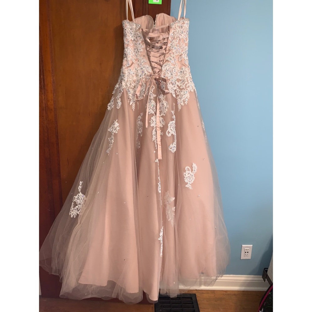 Prom Dress - Picture 3 of 7